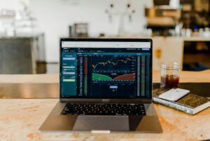 El Oro en Máximos Históricos y Bitcoin en Zona de Decisión: Qué Nos Enseña el Mercado Hoy